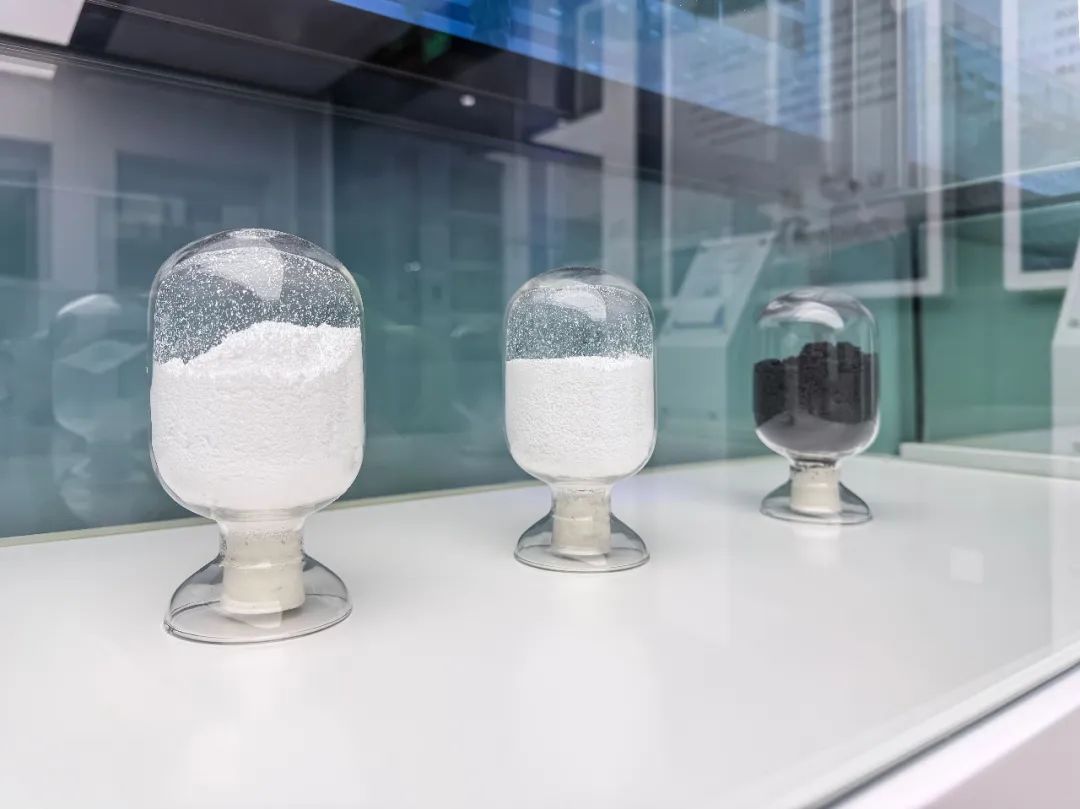 Xem xét kỹ hơn công nghệ phủ điện cực khô Li-ion